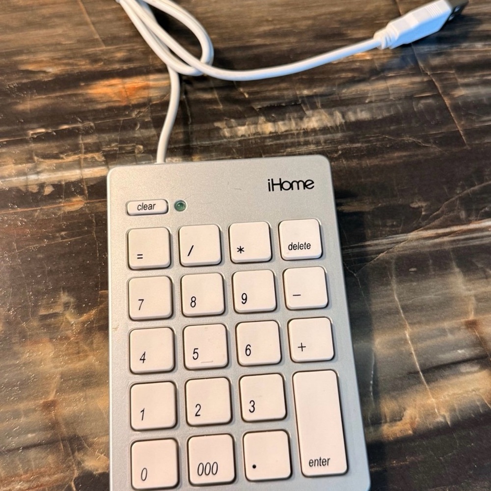 iHome Silver and White Keypad Tested working